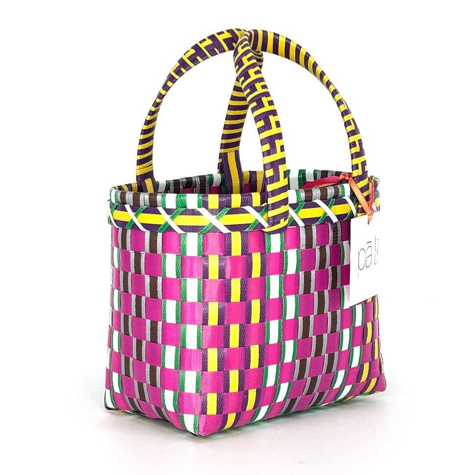 Xtra Mini Market *more colours*