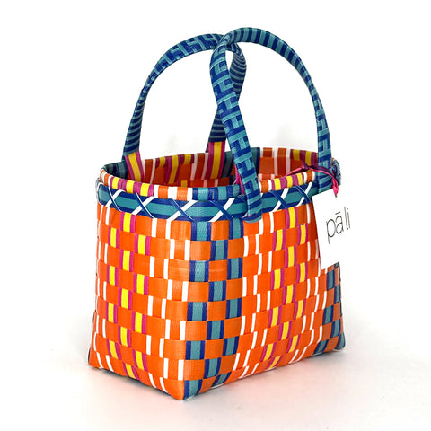Xtra Mini Market *more colours*